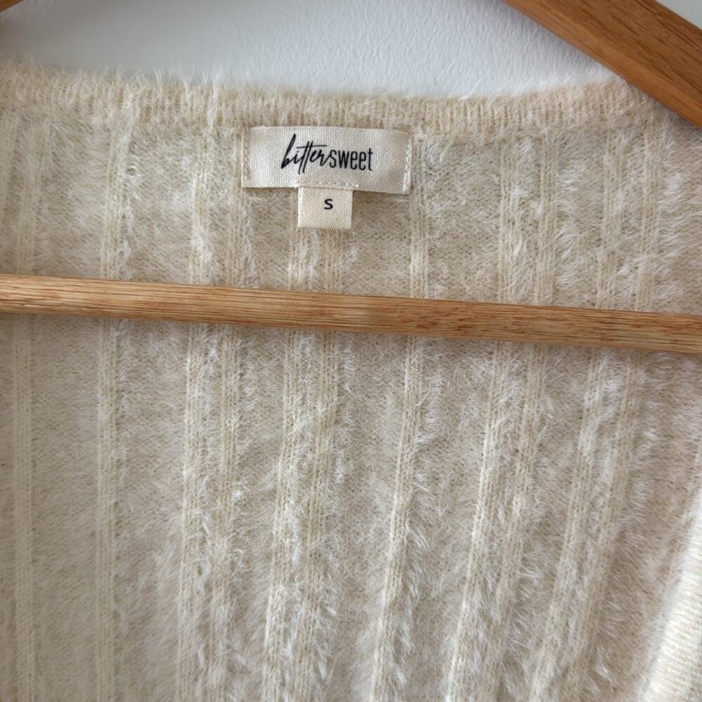 Y2K Bittersweet Tie Front Fuzzy Cropped Cardigan Cream Size S Coquette Girl - Picture 3 of 5